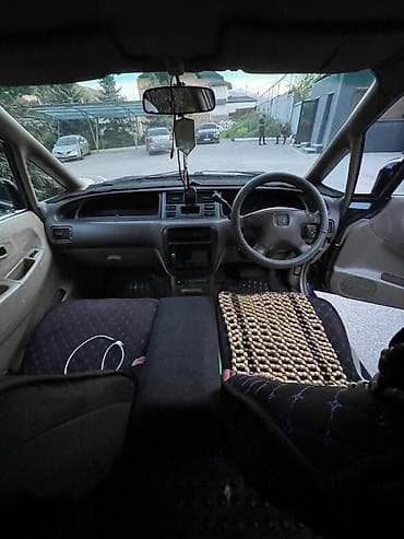 митсубиси спайк стар: Honda Shuttle: 1996 г., Минивэн — 3