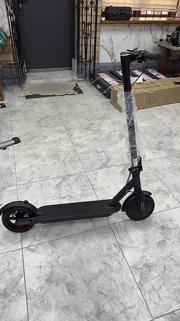 leapmotor b10: Электросамокат, Без рассрочки, Новый, Бесплатная доставка — 3