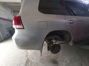 200ка: Задний амортизатор Toyota 2009 г., Б/у, Оригинал, ОАЭ — 3