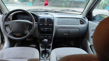 хундай саларис 2012: Kia Rio: 2001 г., 1.6 л, Автоматтык, Бензин, Универсал — 1