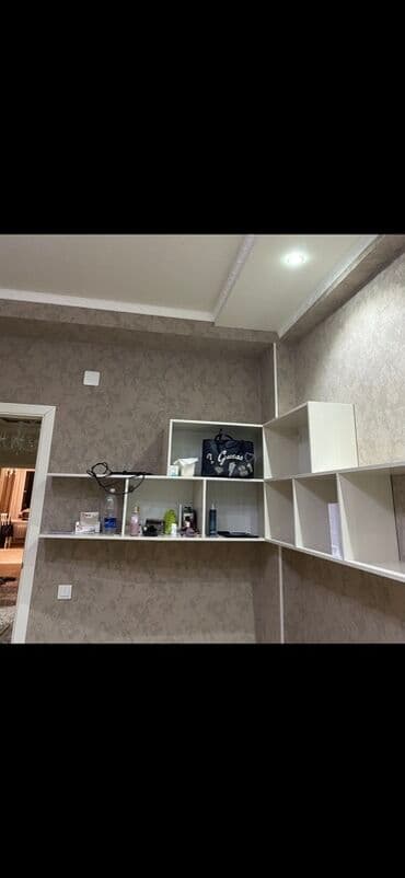 Сниму комнату: Сдаются комната в квартире для 1 девочки, 15 тыс. оборудованная — 2