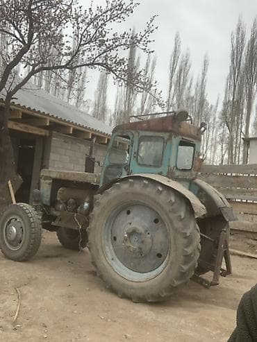 трактор ешка 303: Трактор колесный с кабиной и навесным плугом - Тип — 3