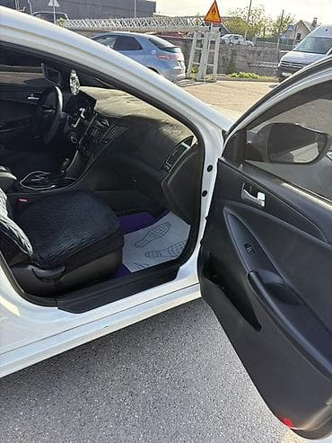 кормашка соната: Hyundai Sonata: 2012 г., 2 л, Автомат, Газ, Седан — 9