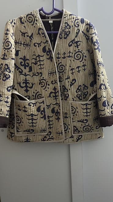 Стеганый жакет с этническим принтом - Цвет: бежевый фон с темно-синим