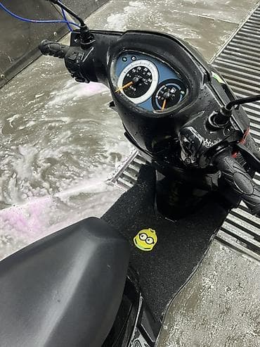 скутера аренда: Тип скутера M8, 150 куб. см, Бензин — 6