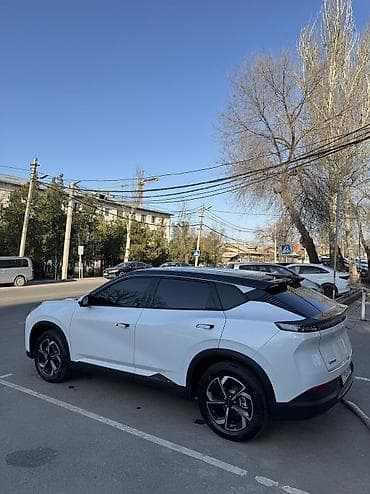 dongfeng: Dongfeng : 2025 г., 1.5 л, Электромобиль, Кроссовер — 2