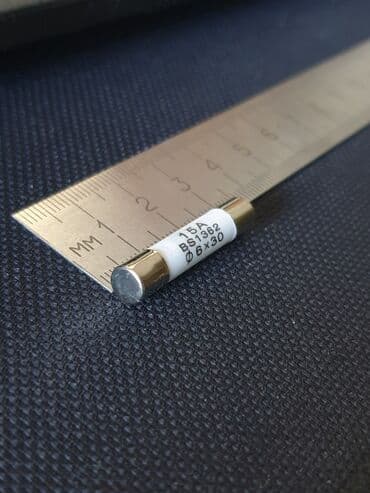 Предохранители для трансформатора: Предохранитель 15А керамический, подойдет для большинства — 3