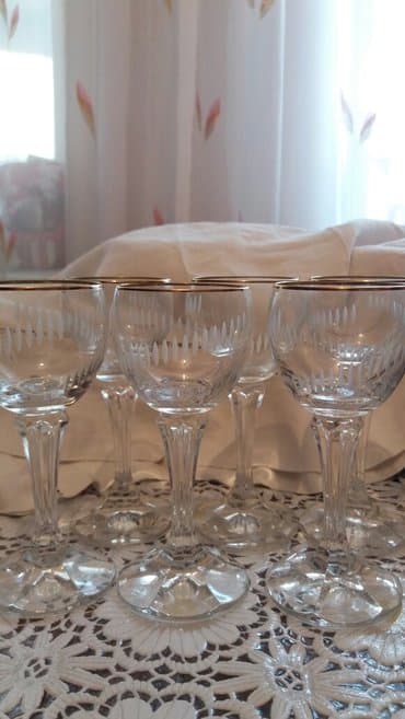 Фужеры 6 шт чешское стекло(Богемия),в отличном состоянии at lalafo.kg Фужеры 6 шт чешское стекло(Богемия),в отличном состоянии