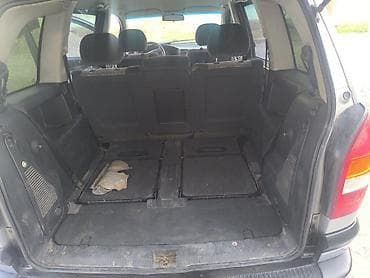 Opel Zafira: 2002 г., 1.8 л, Механика, Газ, Минивэн — 7
