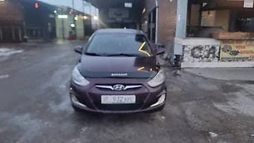 mini cuper: Hyundai Solaris: 2011 г., 1.6 л, Механика, Бензин, Седан — 1