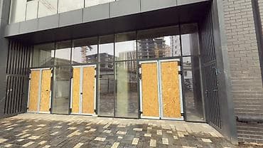 Магазин, В жилом доме, 184 м² Не действующий, Без оборудования, Без ремонта, Видеонаблюдение и сигнализация, Отдельный вход