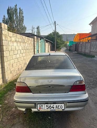 Унаа сатуу: Daewoo Nexia: 1994 г., 1.6 л, Кол менен иштөөчү, Бензин, Седан — 2
