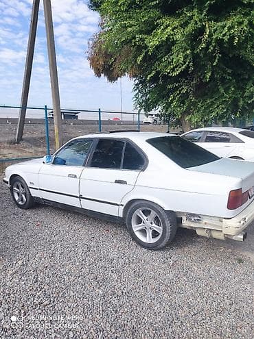грандуер машина: BMW 525: 1991 г., 2.5 л, Бензин, Седан — 3