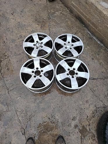 byd plus: Литые Диски R 15 Mercedes-Benz, Комплект, отверстий - 4, Б/у — 1