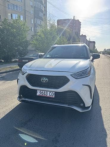 Toyota Highlander: 2020 г., 2.5 л, Вариатор, Гибрид, Кроссовер lalafo.kg да Toyota Highlander: 2020 г., 2.5 л, Вариатор, Гибрид, Кроссовер