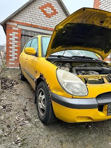145 13: Daihatsu Sirion: 1998 г., 1 л, Механика, Бензин, Хэтчбэк — 9
