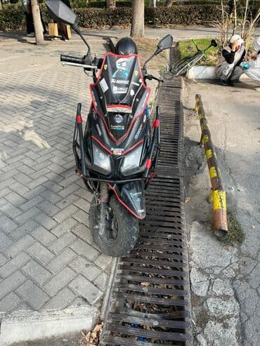 спортивный мотоцикл купить бу: Скутер түрү Tank, 150 куб. см, Бензин, Колдонулган — 1