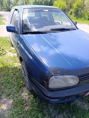 step 2: Volkswagen Golf: 1992 г., 1.6 л, Механика, Бензин, Хэтчбэк — 4