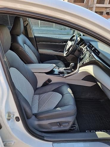 Toyota Camry: 2019 г., 2.5 л, Автомат, Бензин, Седан — 6