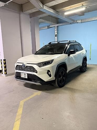 Toyota RAV4: 2020 г., Гибрид, Кроссовер at lalafo.kg Toyota RAV4: 2020 г., Гибрид, Кроссовер