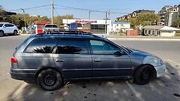 Toyota Avensis: 2002 г., 1.8 л, Механика, Бензин, Универсал — 2