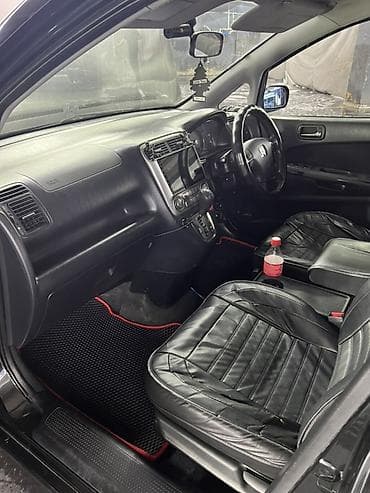 step wgn: Honda Stream: 2004 г., 1.7 л, Автомат, Бензин, Минивэн — 9