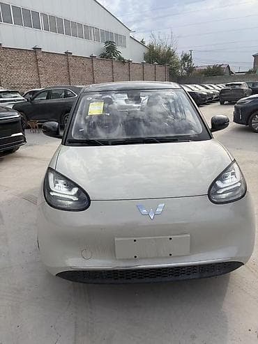 byd e9: Электромобиль Wuling Bingo (5 дверей, хэтчбек) Основные — 3