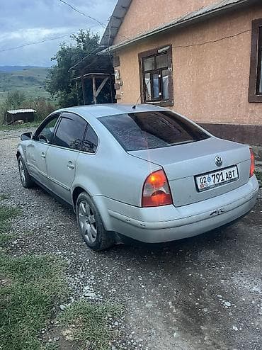 is lexus: Volkswagen Passat: 2001 г., 2.6 л, Механика, Бензин, Седан — 6
