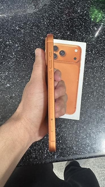 iphone продажа: IPhone 17 Pro Max, Б/у, 256 ГБ, Оранжевый, Коробка, 99 % — 4