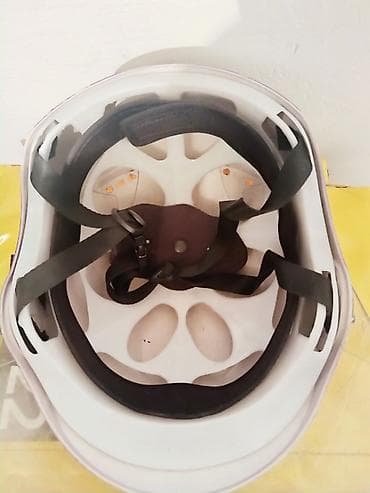 керме тоо: Мото шлеми, Колдонулган — 4