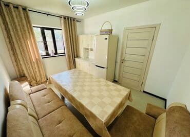 сдаю дом в районе дордой: 70 м², 4 комнаты, Парковка — 2