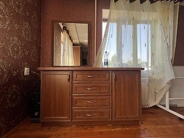 Спальные гарнитуры: Продается спальный гарнитур,все в комплекте — 1