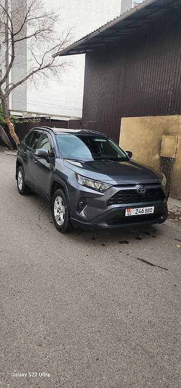 Toyota RAV4: 2019 г., 2.5 л, Автомат, Бензин, Кроссовер — 3
