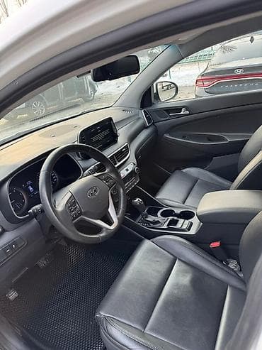 старих: Hyundai Tucson: 2020 г., 2 л, Автомат, Дизель, Кроссовер — 6