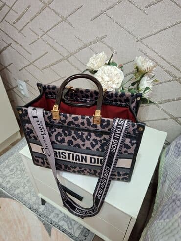 женский кошелек с двумя молниями: Сумка-клатч на цепочке, черная Привезеная из Милана (Италии.) - — 2