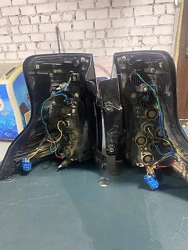 светы для дома: Задние фонари (левый и правый) в сборе для внедорожника/пикапа — 2