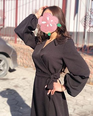 Плащи: Женская одежда — платья на запах и спортивные костюмы - Платье-миди — 1