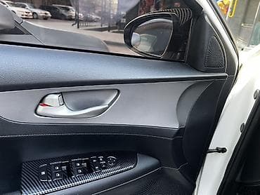 ki k5: Kia K3: 2019 г., 1.6 л, Автомат, Бензин, Седан — 6