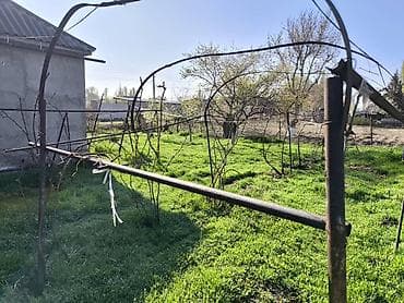 продам участки: Продаю участок с домом в с. Буденовка 20 соток 104м2+ хоз. постройки — 7
