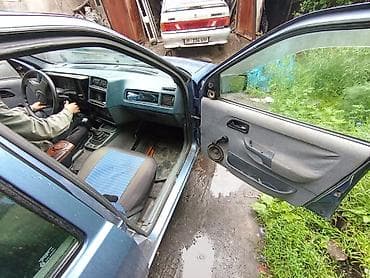 honda e: Ford Sierra: 1988 г., 2 л, Механика, Бензин, Седан — 6