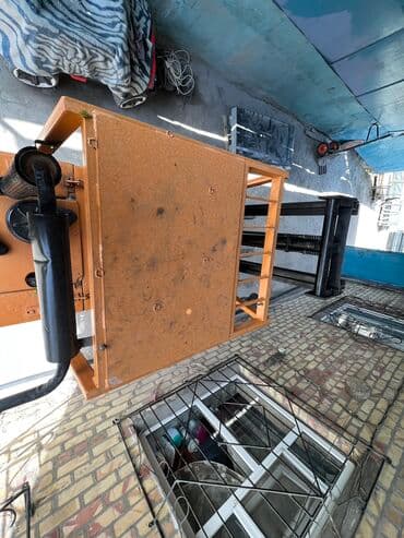 покрышка на погрузчик цена: Погрузчик, 1993 г., Колесный, Вилочный — 9