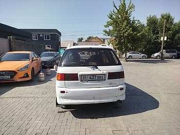 70: Toyota Ipsum: 1998 г., Автомат, Бензин, Минивэн — 2
