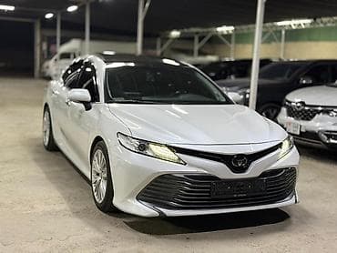 subaru forester 1: Toyota Camry: 2019 г., Седан — 1