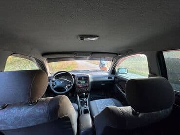 митсубиси каризма 1 6: Toyota Avensis: 2001 г., 1.8 л, Механика, Бензин, Седан — 5