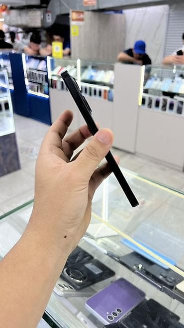 к 40 редми: Redmi, Redmi Note 14, Б/у, 256 ГБ, цвет - Черный, 1 SIM, 2 SIM — 3