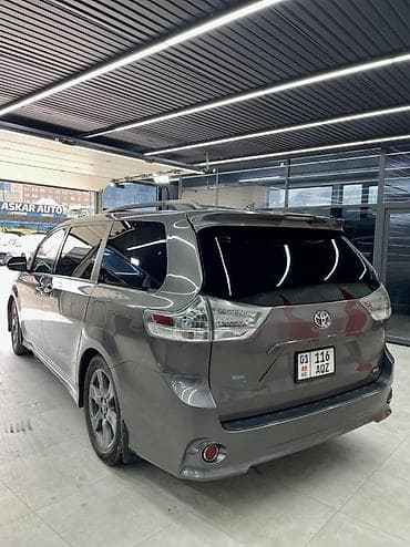 сиенна sienna: Toyota Sienna: 2019 г., Автомат, Бензин, Минивэн — 5