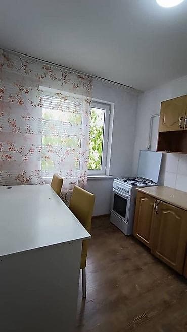 район филармония: 1 комната, 33 м², 104 серия, 5 этаж, Косметический ремонт — 4