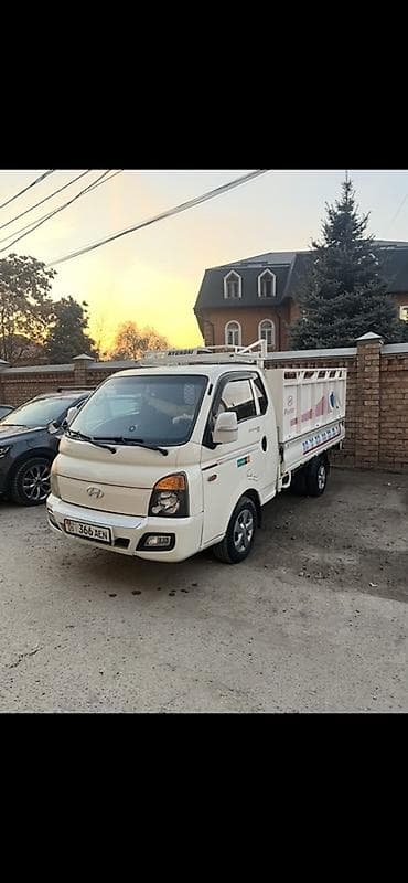 портовой сапок: Hyundai Porter: 2015 г., 2.5 л, Ручные, Дизель, Пикап — 1