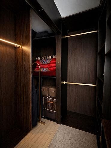 Полка для вещей и одежды, Дерево