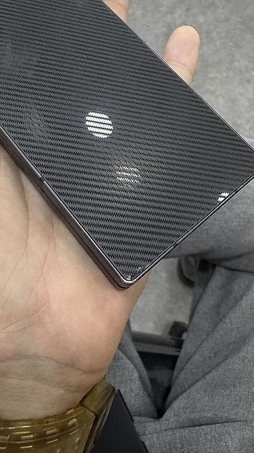 раскладка: Samsung Galaxy Z Fold6, Б/у, 256 ГБ, цвет - Черный, eSIM, 1 SIM — 3